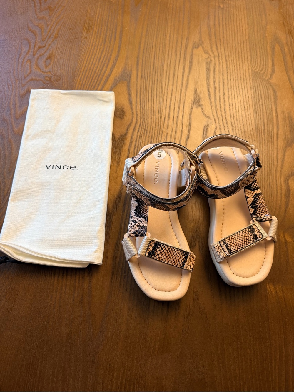 Department: Women - Accessories